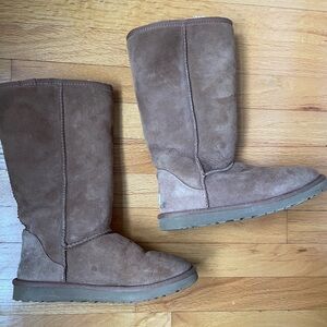 Vintage tall UGG boots
